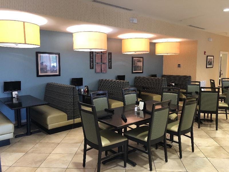 Holiday Inn Statesboro-University Area By Ihg Bagian luar foto